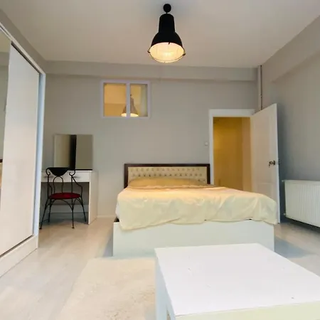 Sisli Pangalti Da Jakuzili Luex Διαμέρισμα Κωνσταντινούπολη
